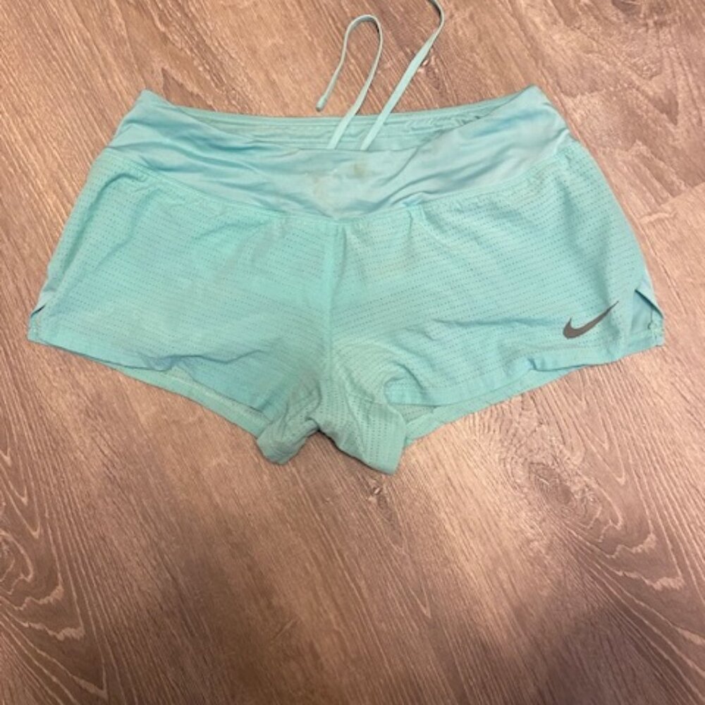 Nike women's running short